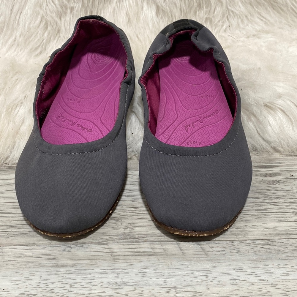 Ocean Minded by Crocs Gray Ballet Flats size 7